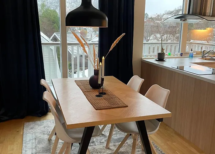 Exclusive Apartment With Great Views Close To City Center